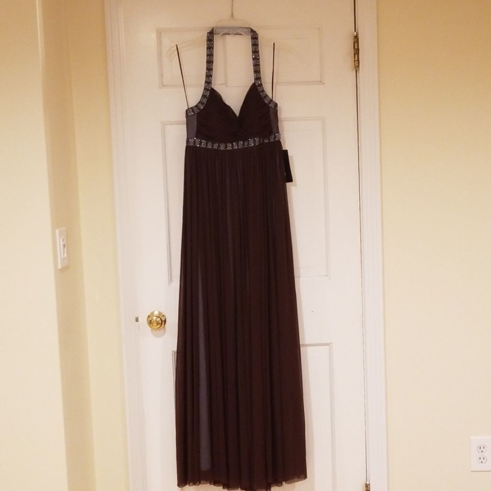 JS Boutique halter maxi dress size 8. Brand New.